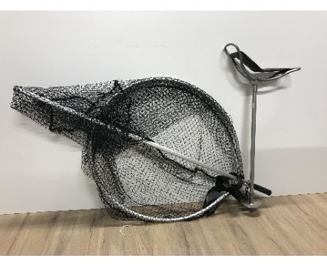 FISH LANDING NET & SHOOTING STICK