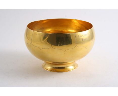 HORSE RACING: A modern Indian gold trophy bowl engraved below the rim with ten petal-shaped cartouches;  seven of them each i