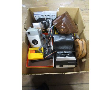 A collection of cameras including Instamatic 200, Brownie Vector Camera&nbsp; (Kodak) An Ilford Sportsman camera etc&nbsp;