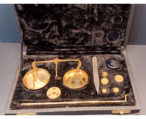 BRASS SCALES IN CASE