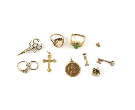 Collection of gold items, including a jade and diamond ring, size L, a scorpion brooch set with four opals, both in 14 ct gol