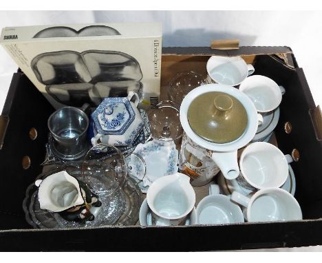 A good mixed lot of glassware and ceramics to include a Midwinter ceramic tea service, a twin handled Wood and Sons ceramic l