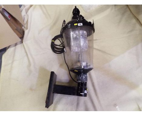 A large outdoor ornamental lamp, approximately 98cm (h)