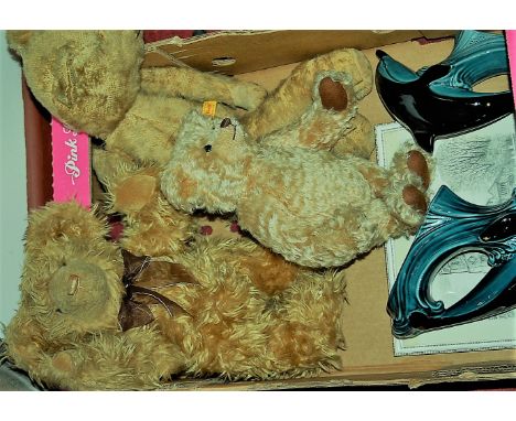 A collection of miscellaneous items to include Steiff bear with button to ear and cotton label No. 660344, together with two 