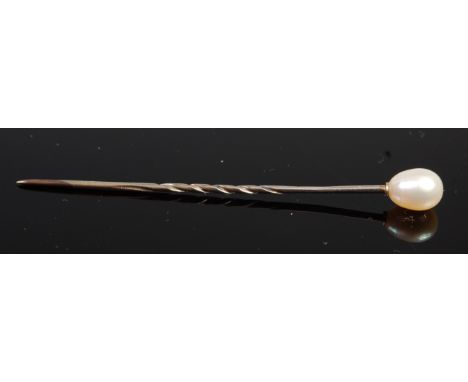 A white metal and pearl topped stick pin in fitted leather case for Leighton of Burlington Arcade, Piccadilly