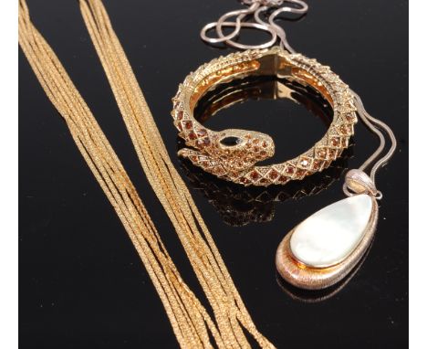 A quantity of modern designer jewellery to include necklaces, pendant and bangle
