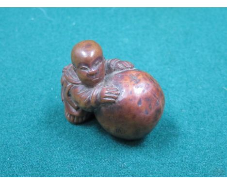 ORIENTAL CARVED NETSUKE 