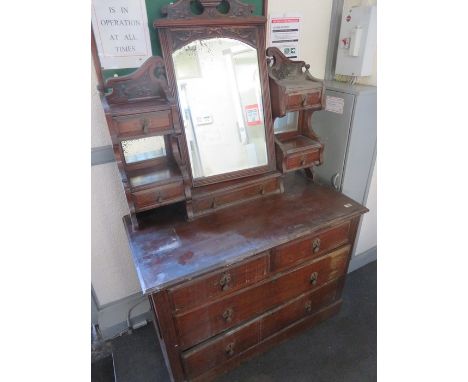 MAHOGANY DRESSING TABLE 