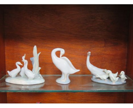 LLADRO AND NAO GEESE FIGURES PLUS ONE OTHER 