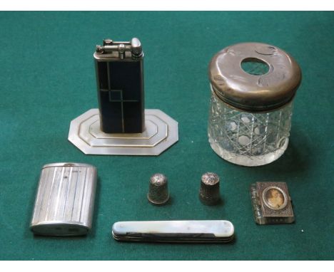 SUNDRY LOT INCLUDING ART DECO ENAMELLED TABLE LIGHTER, MOTHER OF PEARL PENKNIFE, SILVER TOPPED GLASS DRESSING JAR AND THIMBLE