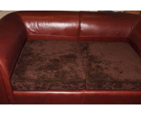 MODERN TWO SEATER LEATHER SOFA