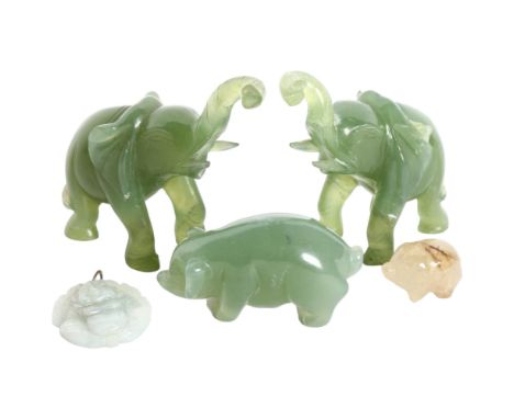 A pair of carved jade elephants, 2 pigs, largest length 7cm, and a Buddha pendant 