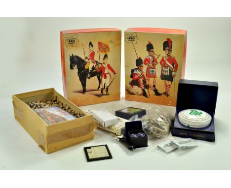 Misc Puzzles and other interesting novelty items. Note: We are always happy to provide additional images for any lot listed i