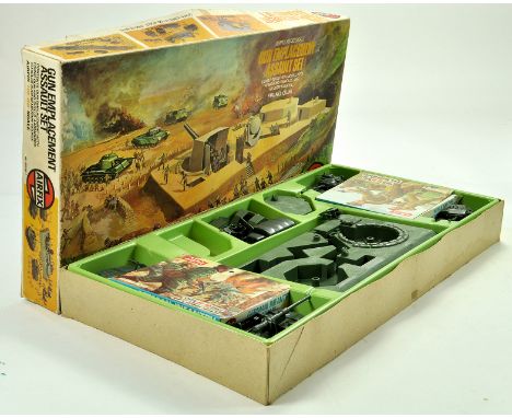 Airfix early and hard to find Gun Emplacement Assault Set. Whilst not checked for completeness, the set appears to be well st