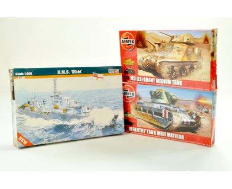 Trio of plastic model kits from Airfix and Mister Craft. Complete, ex trade stock. Note: We are always happy to provide addit