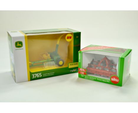 Britains 1/32 Farm issue comprising John Deere 3765 Forage Harvester plus Siku Grimme Ridging Hiller. Excellent and secured i