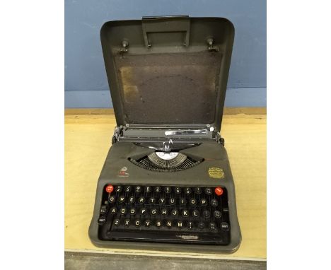 Vintage typewriter&nbsp;