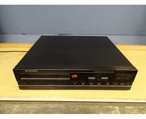 Vintage Pioneer CD player (plug removed)&nbsp;