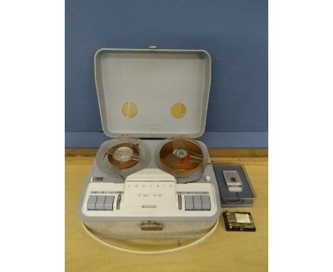 Vintage Grundig TK 14 reel 2 reel player with accessories&nbsp;