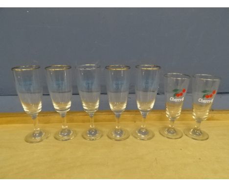 5 Vintage Snowball glasses and 2 CherryB glasses&nbsp;