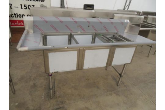 3 Compartment Sink With 18 X24 Bowls And Drain Racks