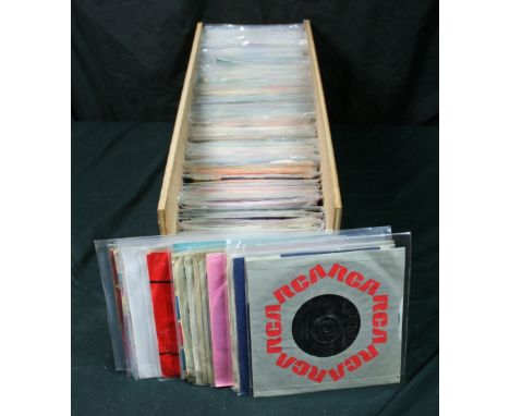 1960s/1970s - Great collection of approximately 150 7" singles which are mostly UK originals in company sleeves to include th