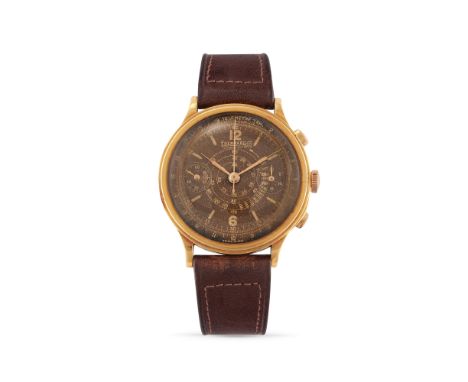 Eberhard pre Extra-Fort chronograph, 40s18k gold round case, n.1018220, hinged case back, olive pushers.Black dial turned tro