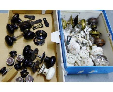Quantity of 19th century and later door handles to include ceramic wood, brass and glass (a large lot) contained over two box