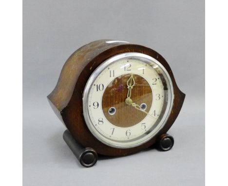 Art Deco oak cased mantle clock 