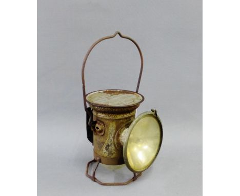 Vintage Mariol power light lantern