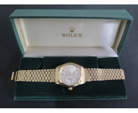 A 1966  yellow 9ct gold Rolex Oyster Perpetual date superlative chronometer gents wristwatch, model number 1500/0, case numbe