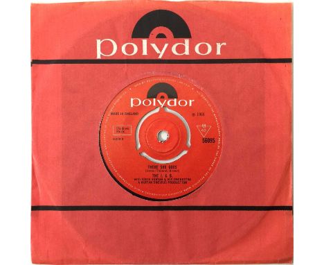 THE J. &amp; B. - THERE SHE GOES 7" (POLYDOR 56095). A copy of The J. &amp; B. - There She Goes c/w Wow! Wow! Wow! (Polydor 5