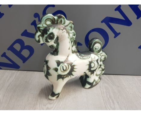 CELTIC POTTERY NEWLYN BLUE HORSE SAS