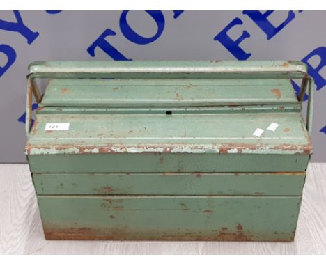 CANTILEVER TOOL BOX WITH VINTAGE TOOLS