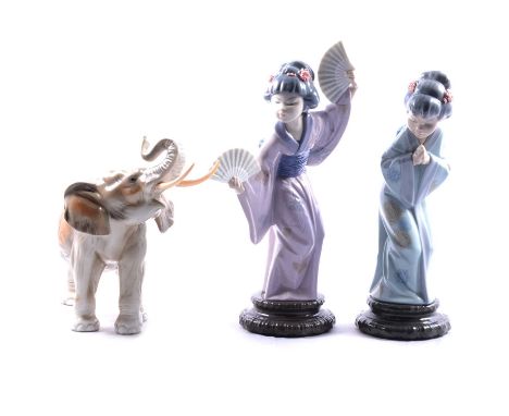 CATALOGUE AMENDMENT - SEVEN Lladro and Nao figurines, including Lladro Hindu Children model 5352, three Japanese figures - Ma