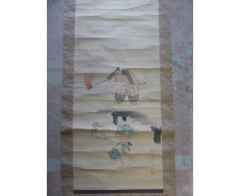 CHINESE SCROLL DEPICTING FIGURES INCLUDING A FIGURE BEARING A TORCH, APPROX. 110 X 50 cm