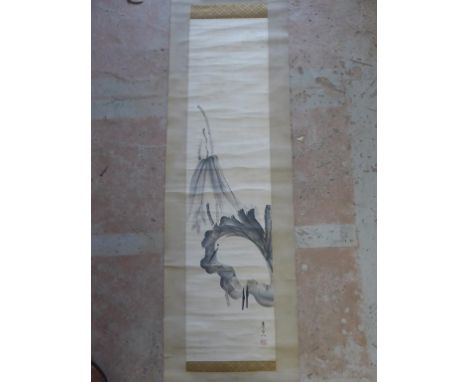 CHINESE SCROLL DEPICTING 'EGRET AND RAVEN' APPROX. 124 X 30 cm