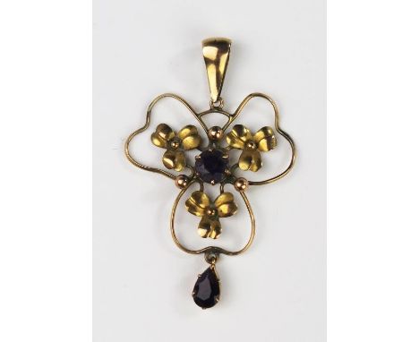 A 9ct Gold and Amethyst Pendant, 41 mm, 1.4g 