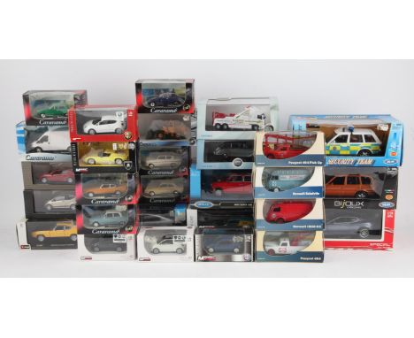 Collection of boxed model cars, to include Corgi, Days Gone, Oxford, Burago and others, (2 unboxed),