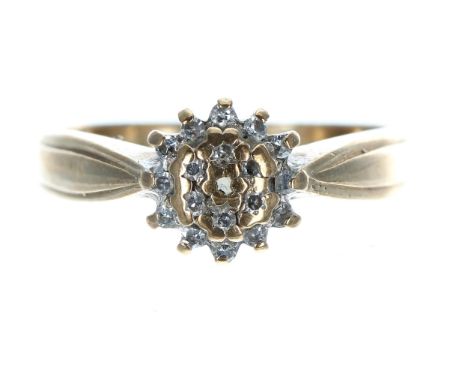 9ct diamond cluster ring, 8mm diameter, 2.6gm, ring size M 