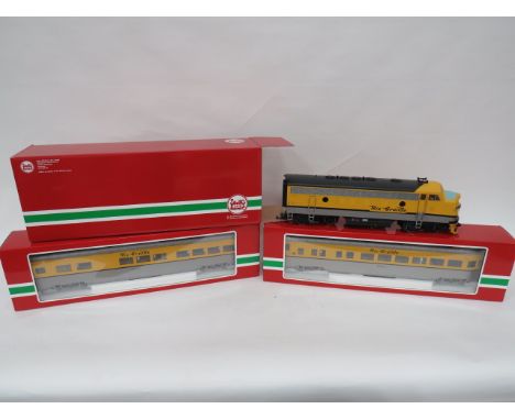 Large Scale LGB Diesel Locomotive III Rio Grande(20578) Train & Carriages.This example complete with original box and instruc