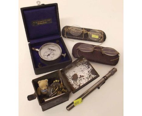 Holmes gauge, thermometer, metal box containing clock keys etc. Condition report: see terms and conditions