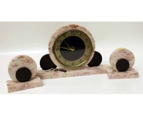 Art Deco clock garniture. Condition report: see terms and conditions
