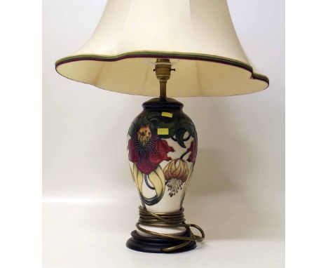 Moorcroft lamp base with shade. Condition report: see terms and conditions