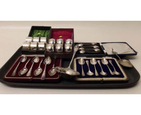 Cased set of six silver napkin rings, cased EP napkin rings, cased silver bean topped coffee spoons and other EP flatware Con