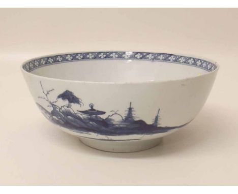 Worcester bowl circa 1770, painted with precipice pattern. 23cm   Condition report: crack from rim to the centre of the bowl,