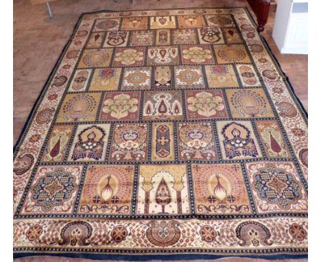 Large Peking carpet 9ft x 12ft. Condition report: see terms and conditions