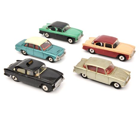 5 Dinky Toys. 3x Humber Hawk – ‘Police’ in black with yellow interior. Plus an example in light green and black and an exampl