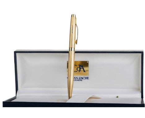 NINE CARAT GOLD PROPELLING PENCIL, SRJ, BIRMINGHAM 1977 with blank cartouche, engine turned body, in associated case12cm long