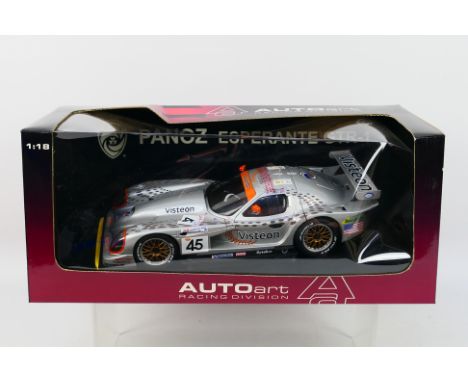 AutoArt - A boxed AutoArt #89852 1:18 scale Panoz Esperante GTR-1 Le Mans Brabham / Wallace / Davies. The model in silver app